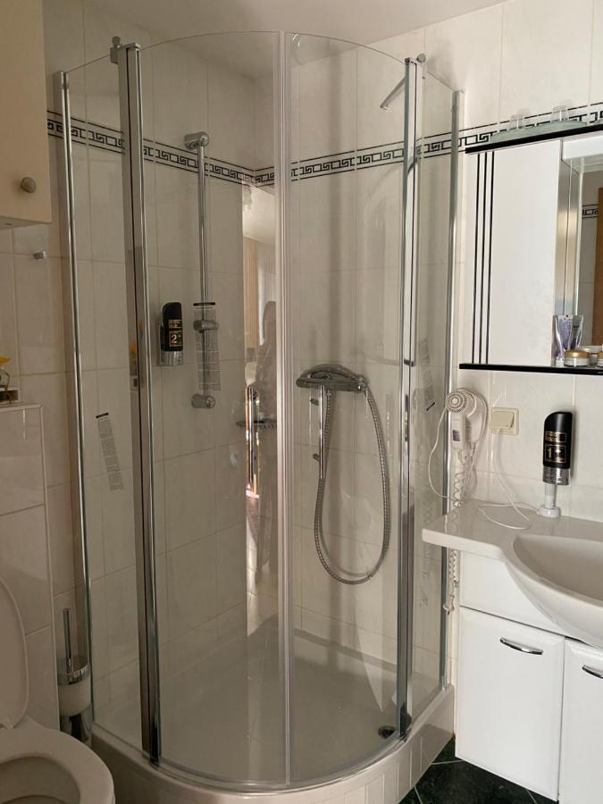 Haus Zu Den Zwei Eichen Apartment Perchtoldsdorf Bagian luar foto