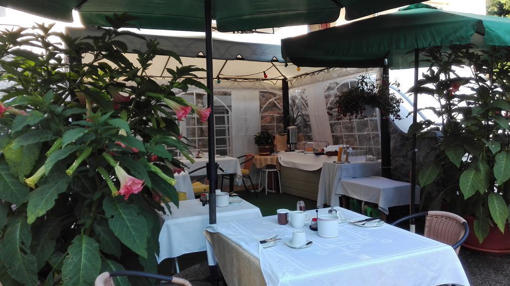 Haus Zu Den Zwei Eichen Apartment Perchtoldsdorf Bagian luar foto